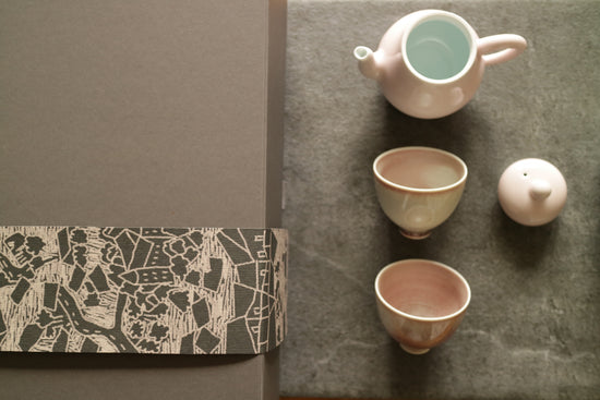 Tea-ware + Loose Leaf Tea GIFT Box 